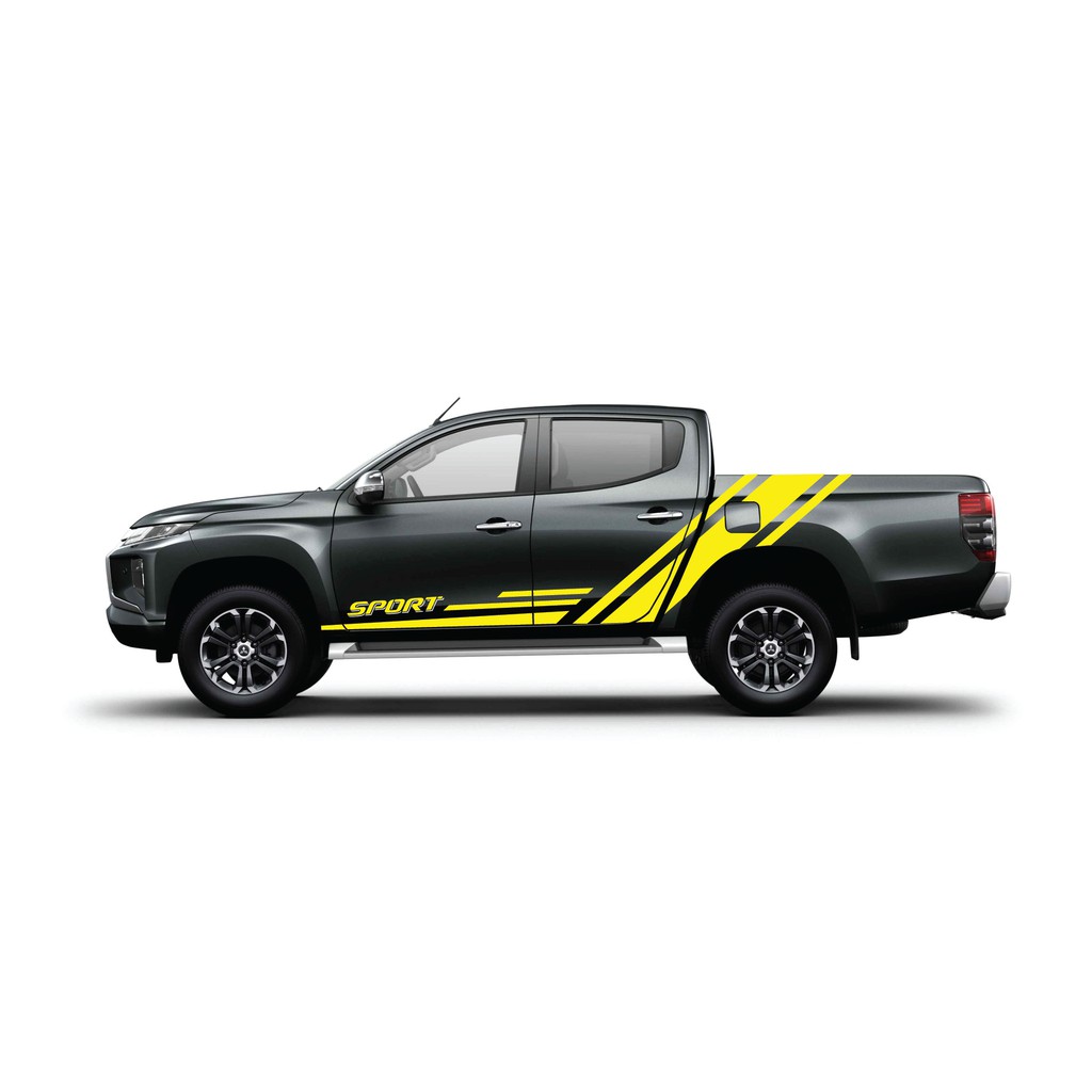Tem xe Mitsubishi Triton phong cách thể thao