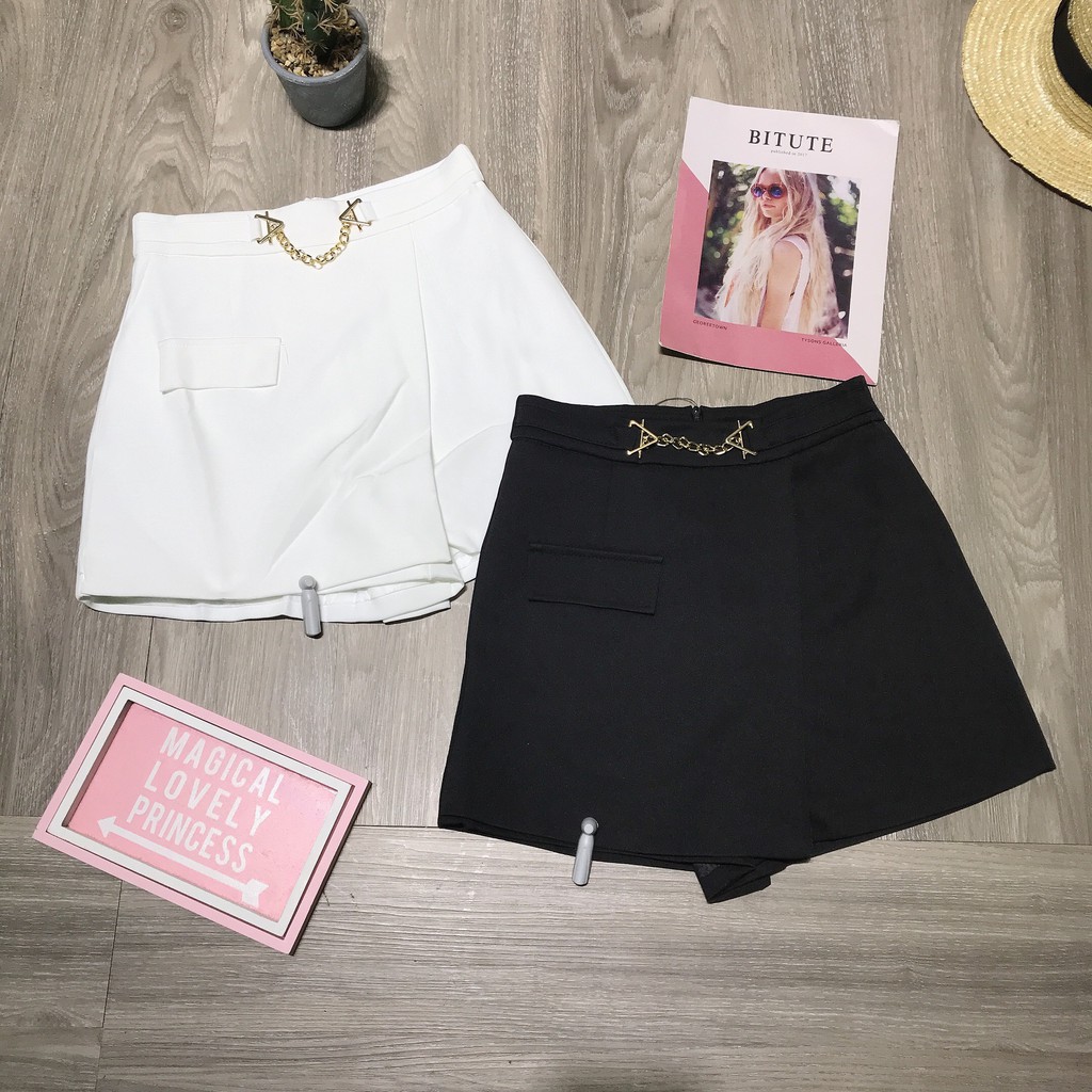 Quần váy đai xích