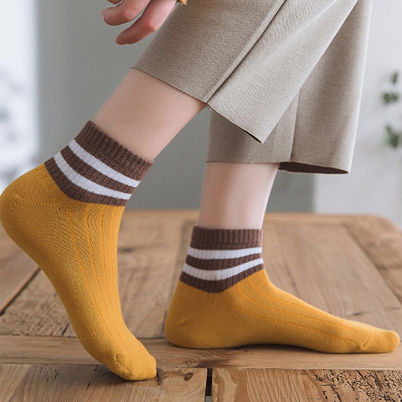 Vớ Cổ Thuyền Họa Tiết Kẻ Sọc Dễ Thương Cho Nữ