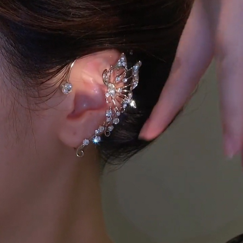 1 Khuyên Tai Hình Cánh Bướm Sang Trọng Cho Nữ