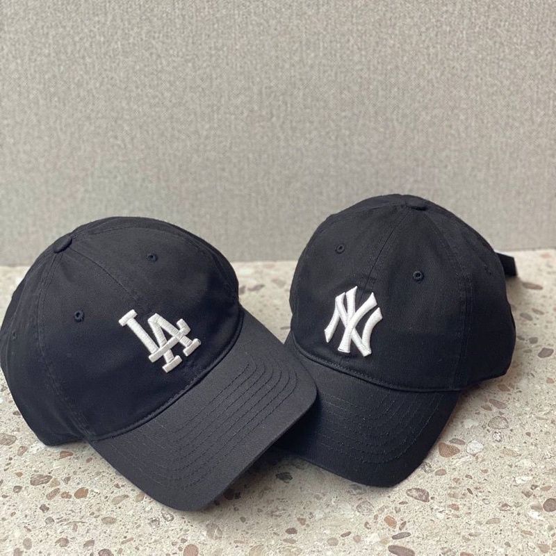(HÀNG XUẤT XỊN) Mũ / Nón đen N15 M//L//B N//Y YANKEES BASEBALL CAP BLACK/WHITE Made in viet//nam full tag Free size