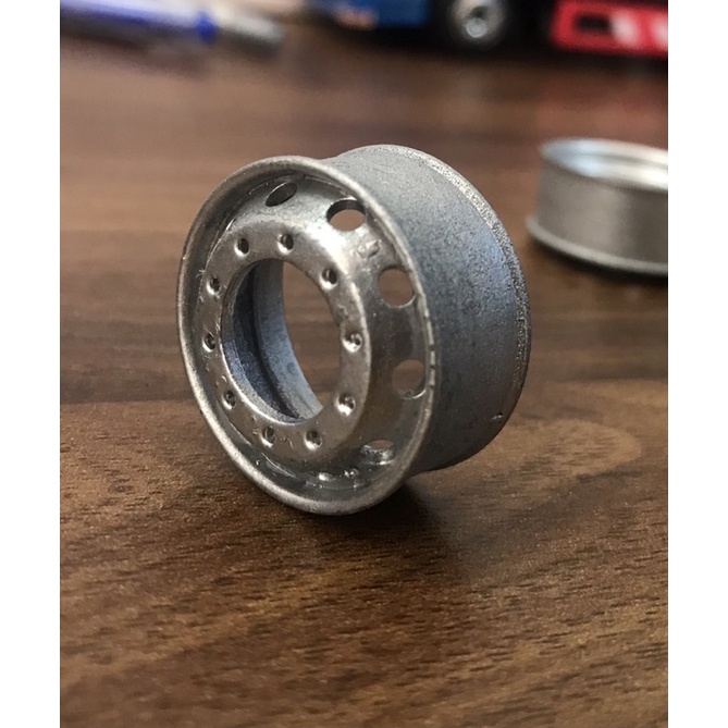 Bánh xe tải mô hình tỷ lệ 1/24