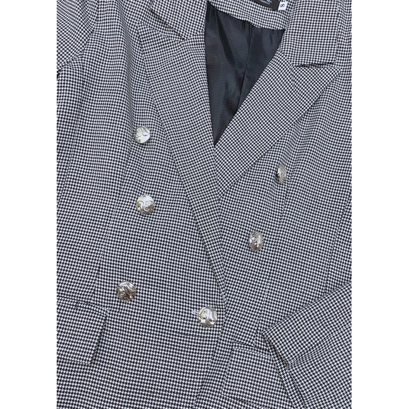 Áo vest kẻ cúc đồng 6 cúc