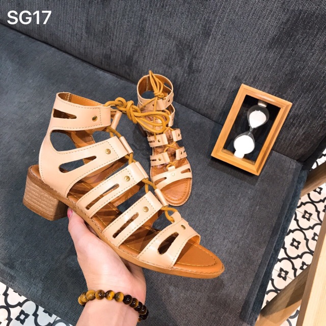 Sandal buộc dây chiến binh