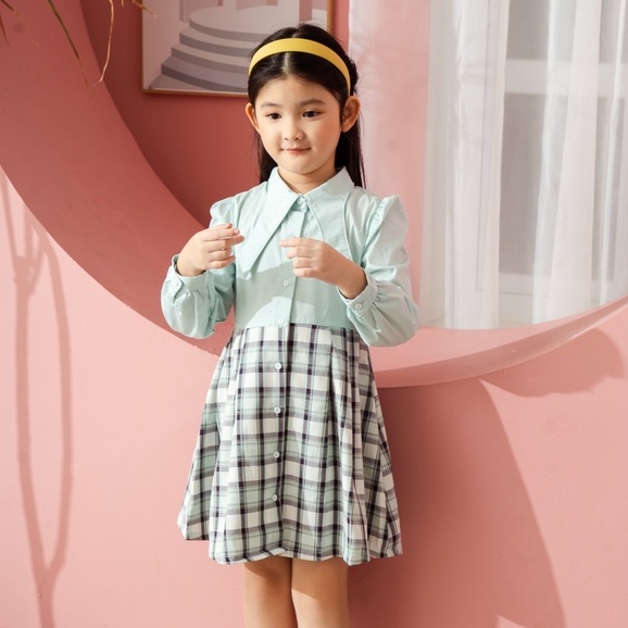 Set váy caro dài tay áo rời cotton thô 137KIDS cổ sen nơ xinh xắn cho bé gái