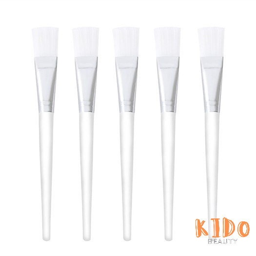 Cọ mặt nạ Akio loại cán trong (1 cây)| Cọ quét mặt nạ màu trắng trong cán dài Akio