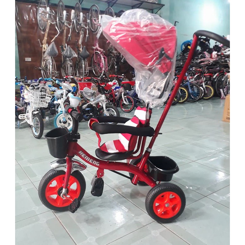 [Shopee siêu rẻ] Xe đẩy 3 bánh có bàn đạp + mái che (có bảo hiểm, đệm lót, chuông, giỏ đồ)