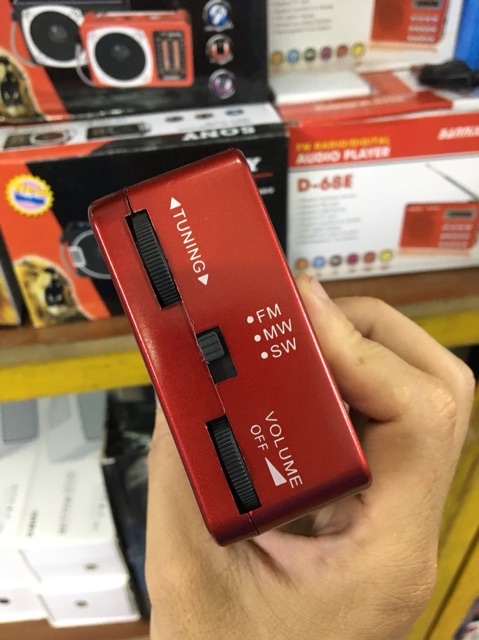 Đài raodio FM SW-565U có khe cắm thẻ nhớ, USB BH 6 tháng đổi mới