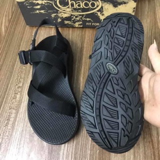 Dép xăng đan nam Chaco đen D70 đế thơm