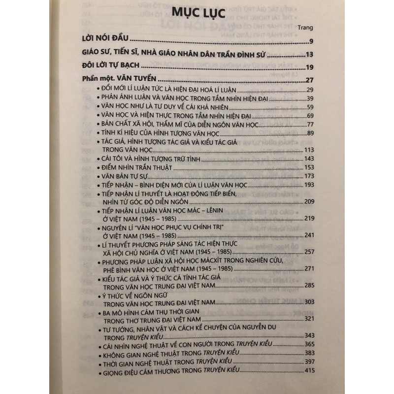 Sách - Lý thuyết và thi pháp Văn học