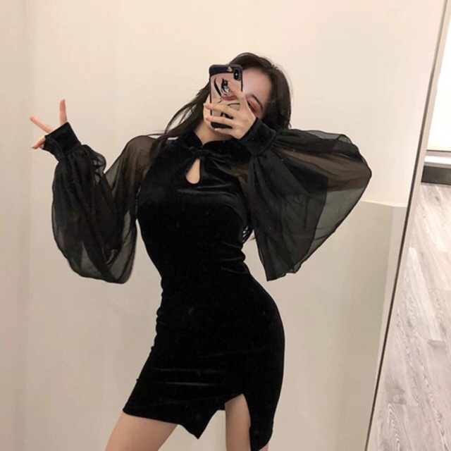 Đầm nhung cách tân cổ tàu - Váy sườn xám tay voan khoét ngực