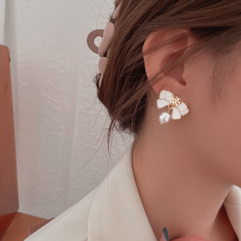 Bông tai mạ bạc 925 hình nơ đính ngọc trai dễ thương