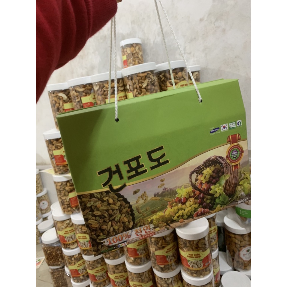 Nho khô Hàn Quốc Hộp 1kg Nho khô cao cấp, làm quà