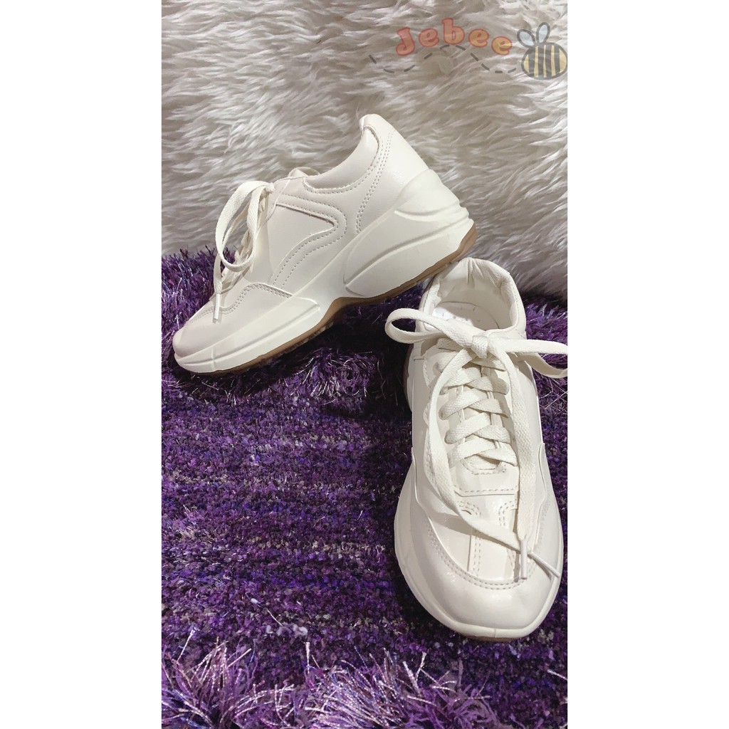 Giày Thể Thao Nữ Màu Trắng Cá Tính Đế Độn Cực Xinh - Đi Êm Chân  - Đủ Size Từ 35-40 - D55