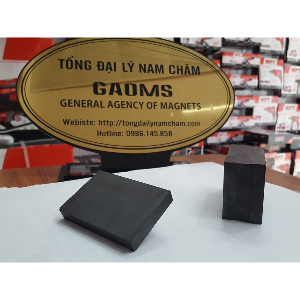 Nam châm Ferrite 75x50x10mm, nam châm đen khối to tách lọc sắt