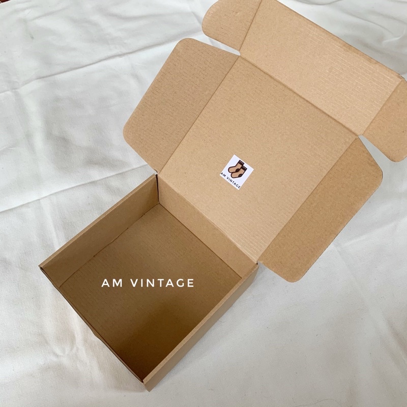 Hộp Quà Tặng Gift Box Giấy Kraft Vintage Đựng Quà Lưu Niệm, Mỹ Phẩm, Nước Ngọt 20x20x8 | BigBuy360 - bigbuy360.vn