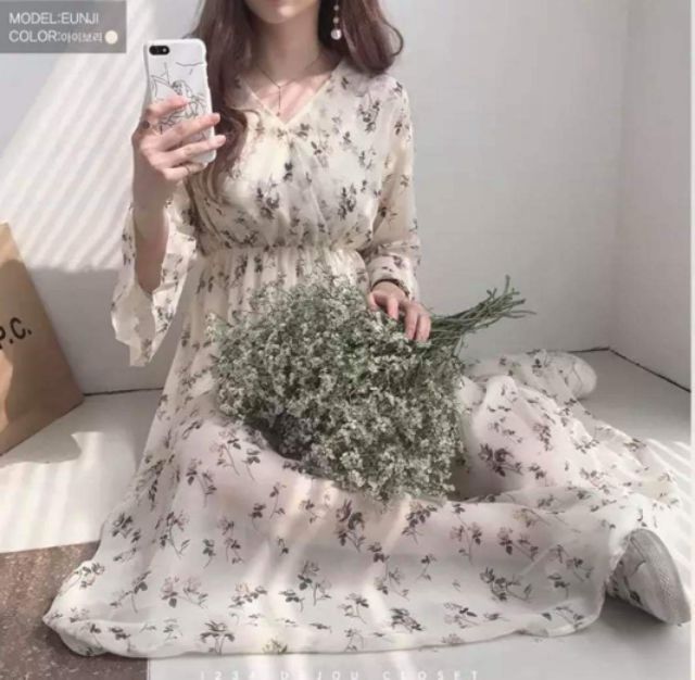 (Sẵn) Váy hoa nhí dáng dài Moran | BigBuy360 - bigbuy360.vn