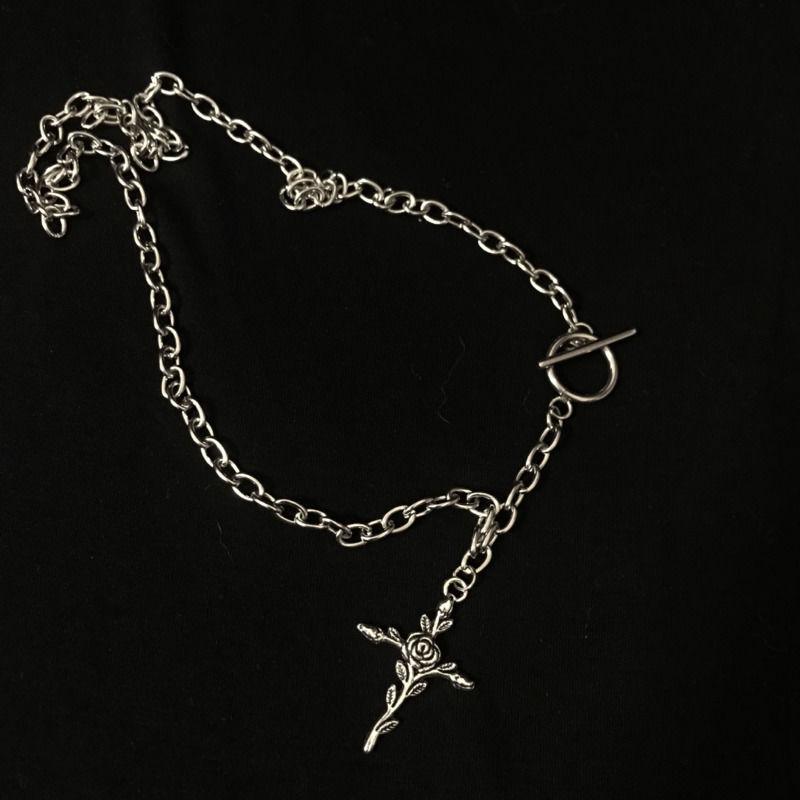 Dây Chuyền Thép Titan Mặt Hình Thánh Giá Và Hoa Hồng 22224