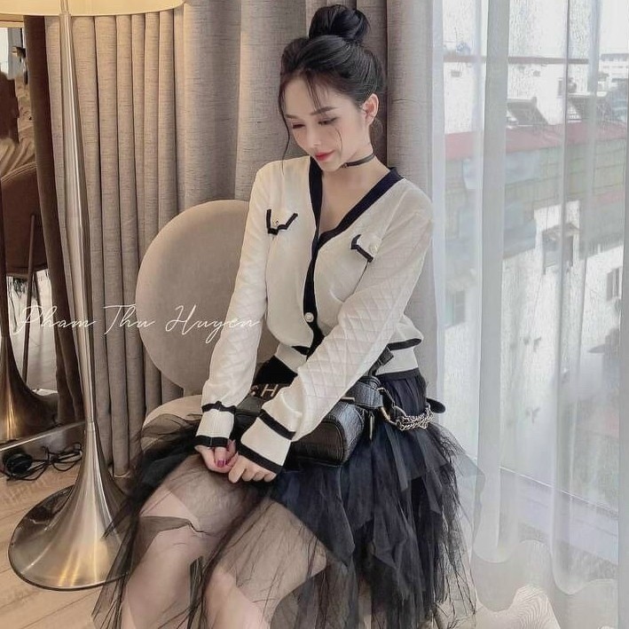 Áo len cổ v phối viền nắp túi Quảng châu | BigBuy360 - bigbuy360.vn