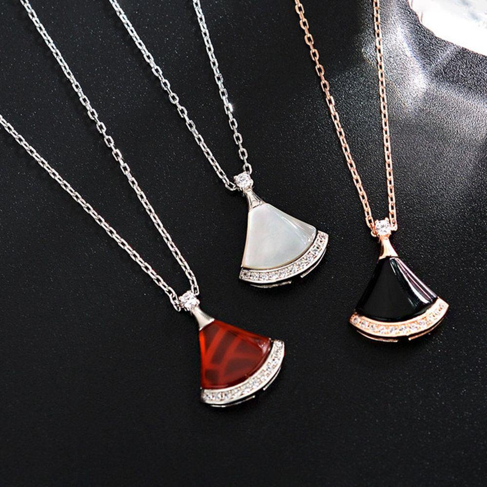 AROMA Vòng cổ Mặt Hình Quạt Thời Trang Dành Cho Nữ