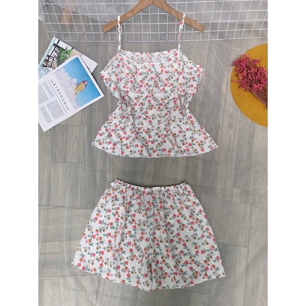 Đồ bộ lụa 3 tầng mặc nhà dễ thương