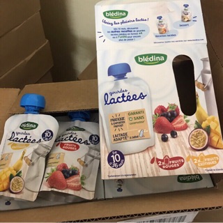 Thanh ly pack 4 goi Hoa quả nghiền dạng tube ko cần bảo quản lạnh Bledina date 20.10.2019