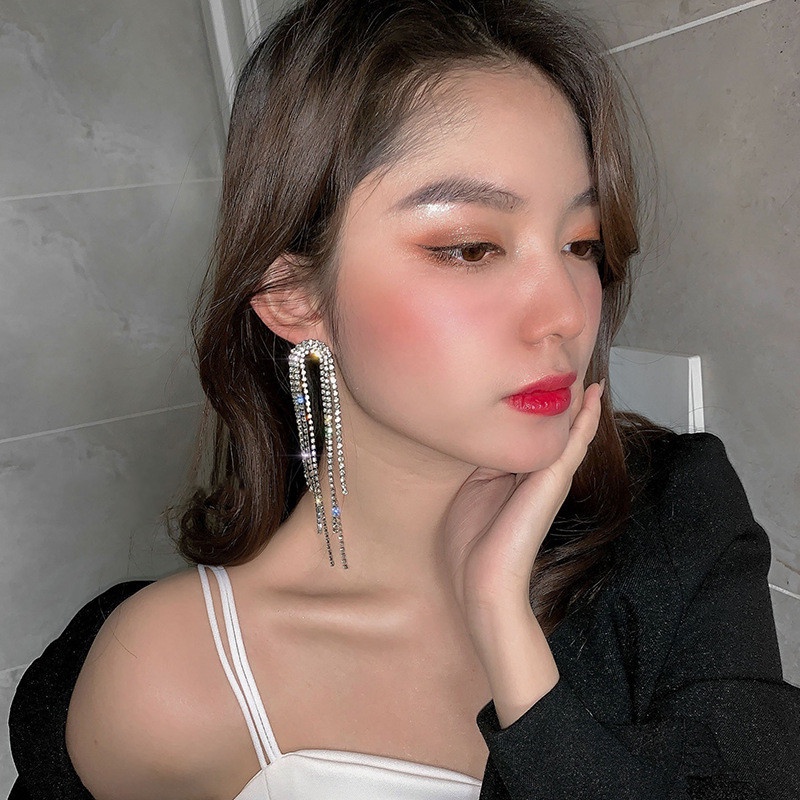1 Đôi Bông Tai Dáng Dài Đính Kim Cương Giả Phong Cách Retro Thời Trang Dành Cho Nữ