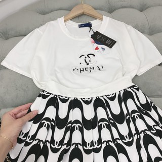 Set áo phông phối chân váy