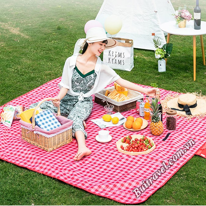 Thảm trải dã ngoại, picnic caro BB4119 -Thảm trải chống thấm 2m x 2m- Bụi Travel