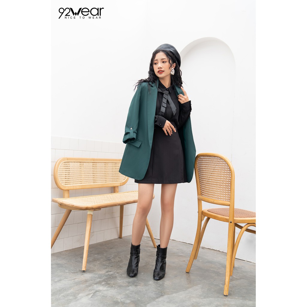 Chân váy chữ A ngắn đính cúc JAW0748 - 92WEAR | BigBuy360 - bigbuy360.vn