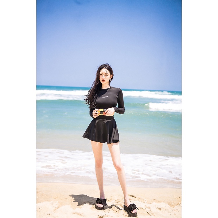 Bikini hai mảnh Usronnie năng động tay dài chân váy màu đen - M099 - Mermaid