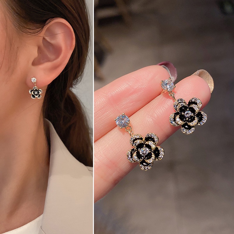 Bông Tai Mạ Bạc 925 Hình Hoa Trà Đính Ngọc Trai Phong Cách Retro