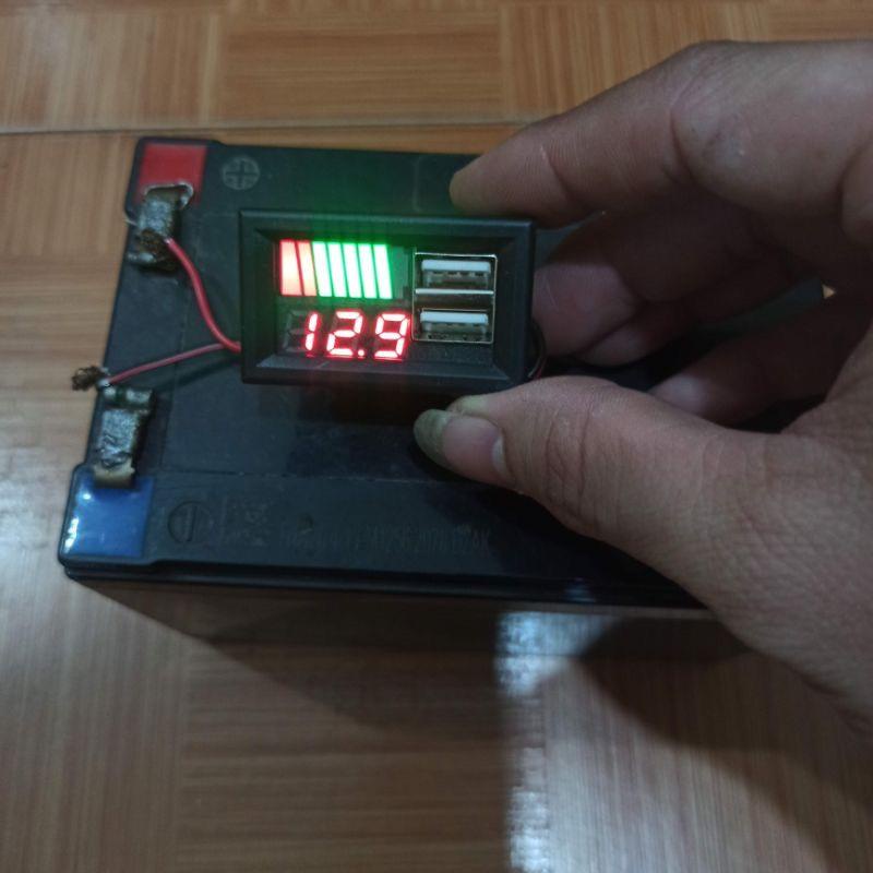 Đồng hồ đo Điện áp, báo Dung lượng acquy, pin sắt, pin lion, lithium  kèm 2 Cổng USB  sạc điện thoại