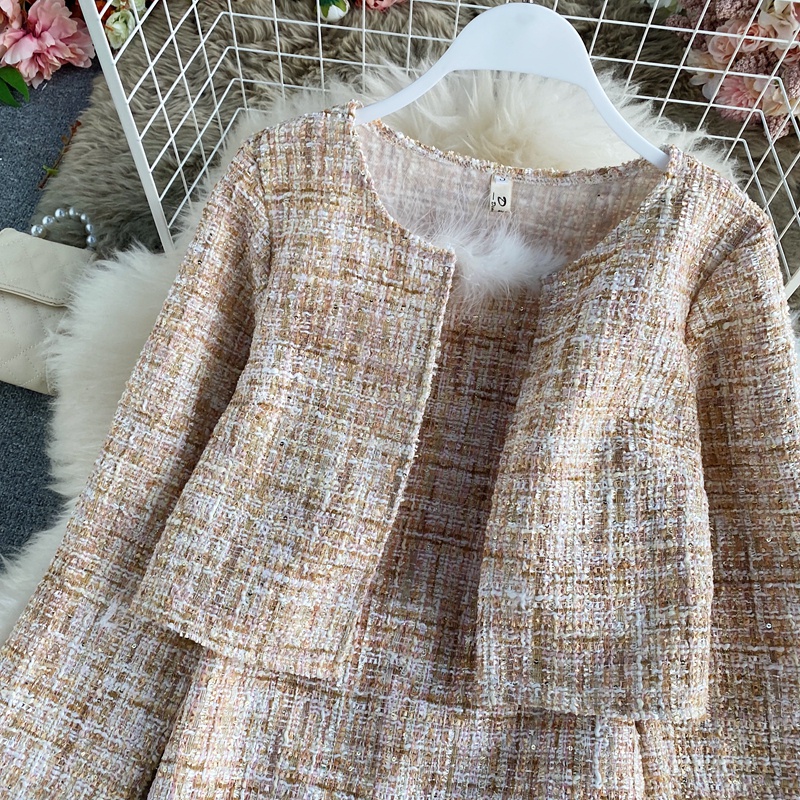 🌸Hàng Order🌸 Sét Váy Dạ 2 Dây Viền Lông Kèm Áo Khoác Dạ Sang Trọng Thanh Lịch🌸Hàng Quảng Châu