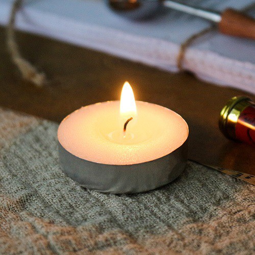 Combo 10 vỏ nến tealight kim loại dùng làm nến thơm cao cấp, tặng mẫu thử tinh dầu Kobi