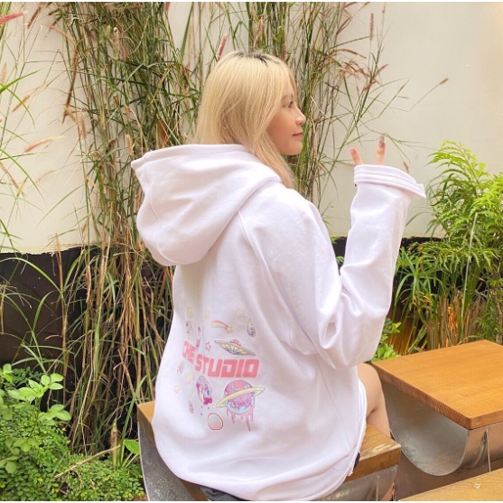 Áo nỉ thiên hà nhiều màu