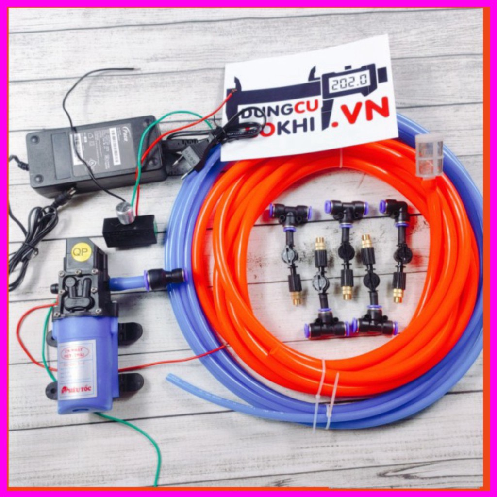 bộ máy bơm phun sương 12v, 5 béc 1 tia đồng, có chống nhỏ giọt/ 10m dây, đầy đủ phụ kiện, làm mát, tưới lan