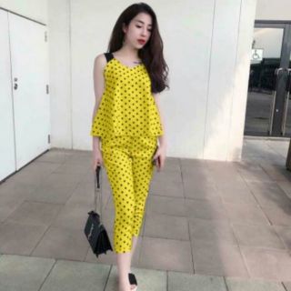 Bộ đồ mặc nhà chấm bi