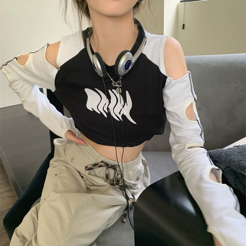 Áo kiểu COZOKC tay dài trễ vai thiết kế khoét lỗ cá tính thời trang