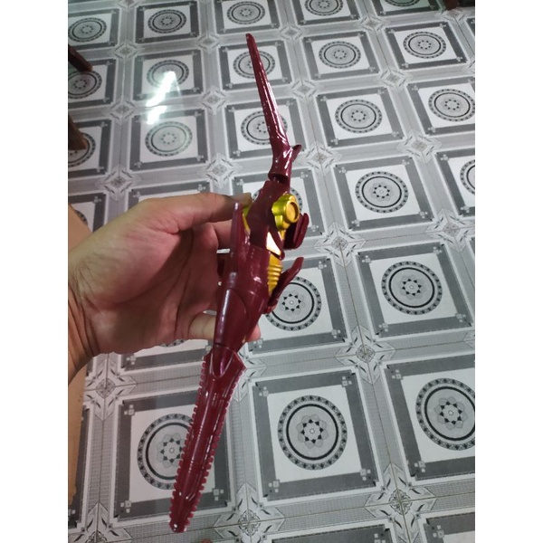 Siêu nhân gao cá lưỡi cưa