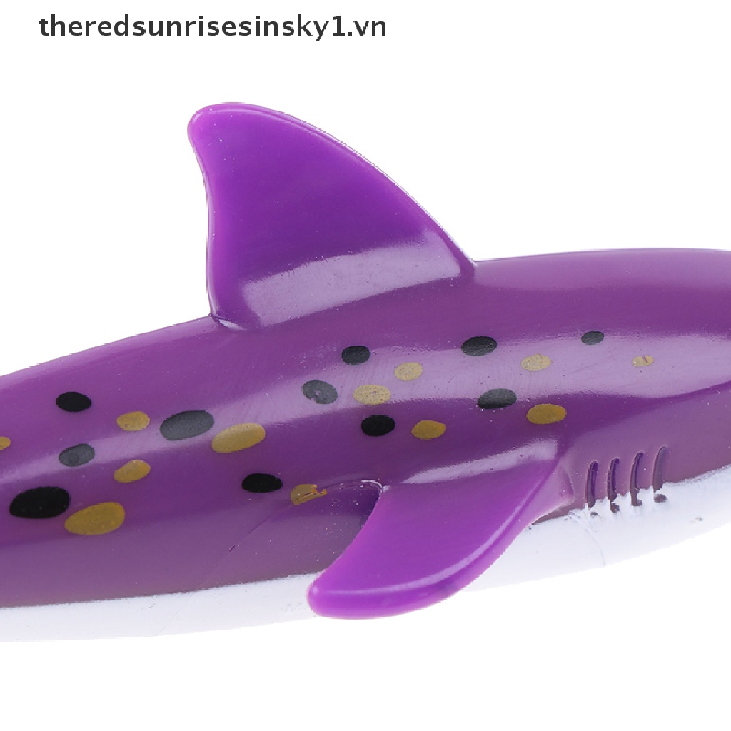 Đồ chơi cá mập bơi dưới nước thích thú cho trẻ em