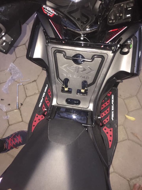 Thảm cao su xe air blade 2016-2019