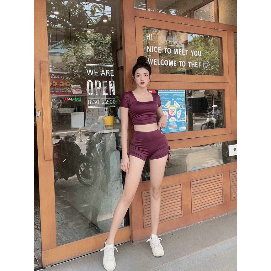 Bộ tập aerobic áo cộc tay croptop cổ vuông, quần rút dây chất thun lạnh co giãn 4 chiều tôn dáng