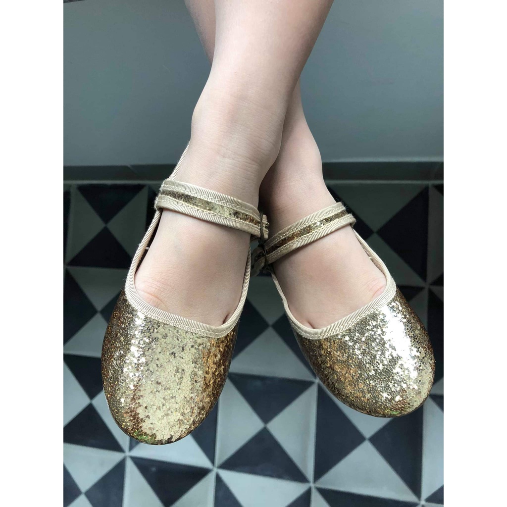 Giày GAP bé gái dư xịn