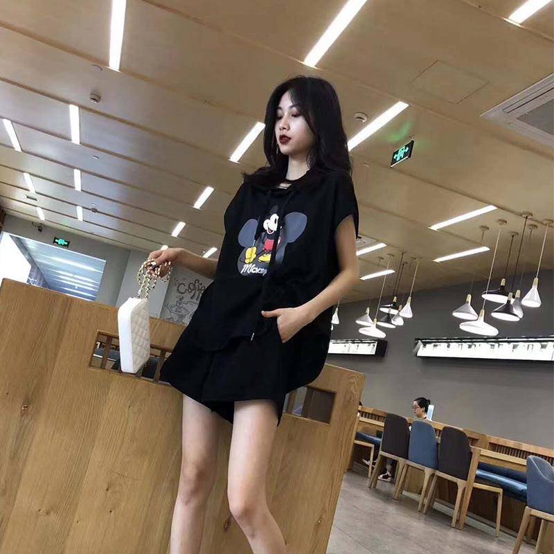 Set Áo Hoodie Tay Ngắn & Quần Short Nữ In Hình Chuột Mickey