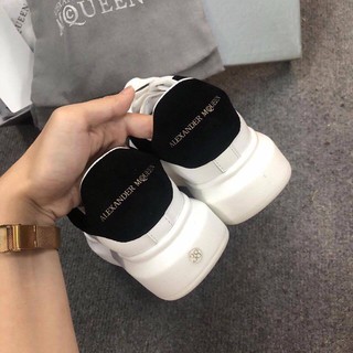 Giày McQueen