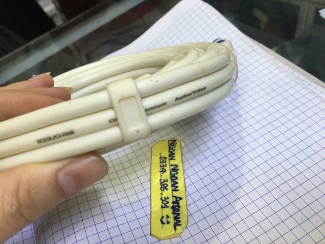 Dây tín hiệu AV3 hoa sen rca (DVD) 1,5m hãng TOSUA đời đầu lõi đồng chuẩn. Báo giá 1 sợi