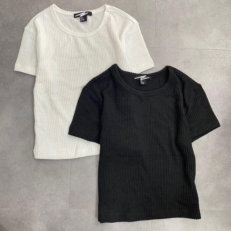 Áo croptop tay con chất thun dệt kim vnxk