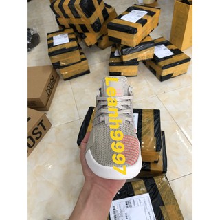 Giày thể thao qt xám kẻ cam