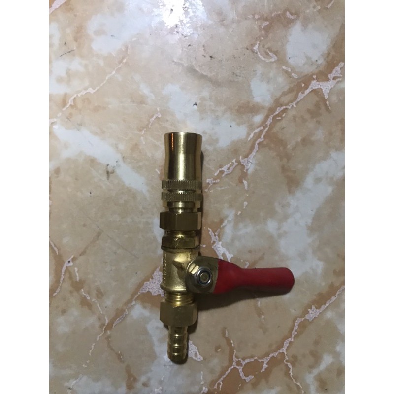 khoá béc chỉnh tia nước bằng đồng thâu , khoá và béc chỉnh tia